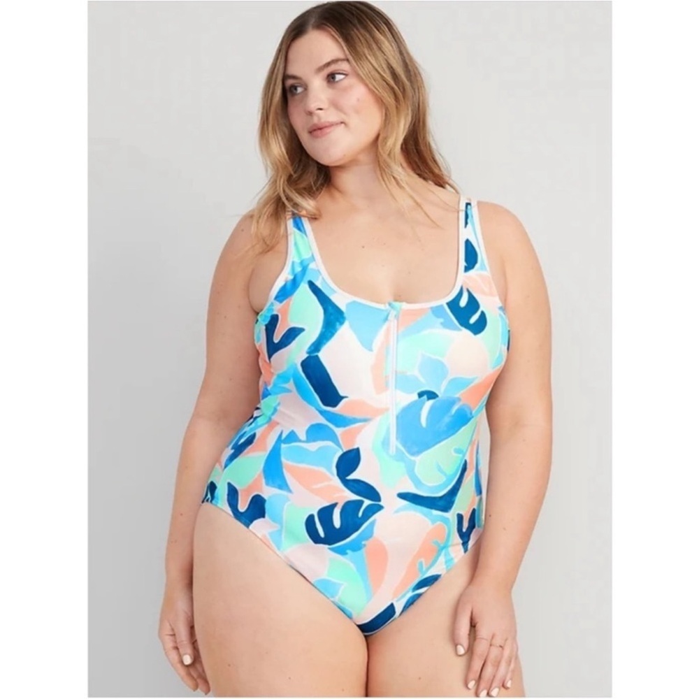 Old Navy Half-Zip One-Piece Swimsuit NWT XXL